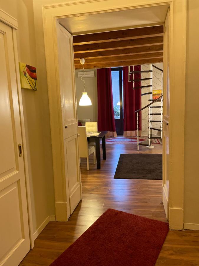 Katanehouse Charme Appartement Catánia Buitenkant foto